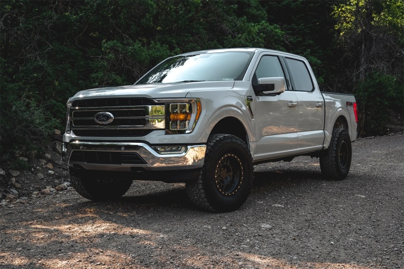 Ford F-150 Suspension Lift Kit - Front - Tuff Country - 3in Front Lift Kit with Nitrogen Gas Charged SX8000 Shocks - `21-`23